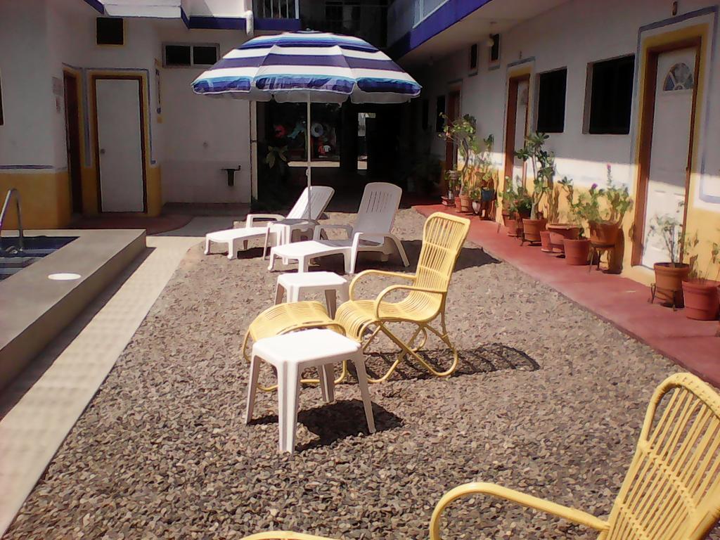Hotel Sarabi Barra de Navidad Eksteriør bilde