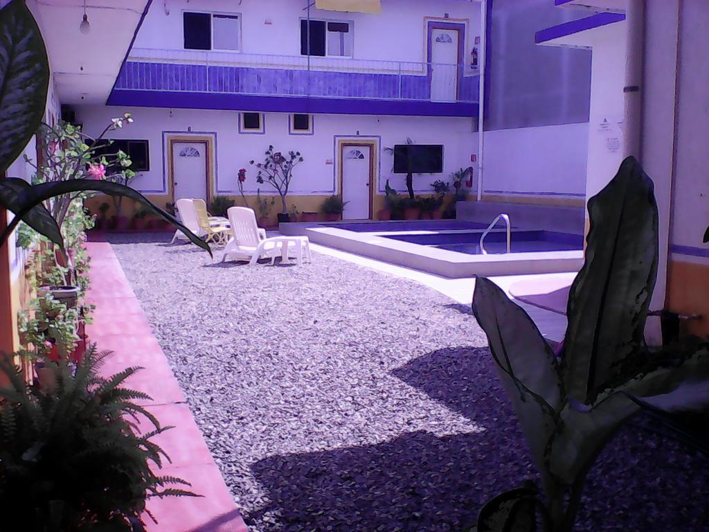 Hotel Sarabi Barra de Navidad Eksteriør bilde