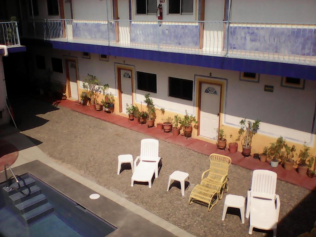 Hotel Sarabi Barra de Navidad Eksteriør bilde