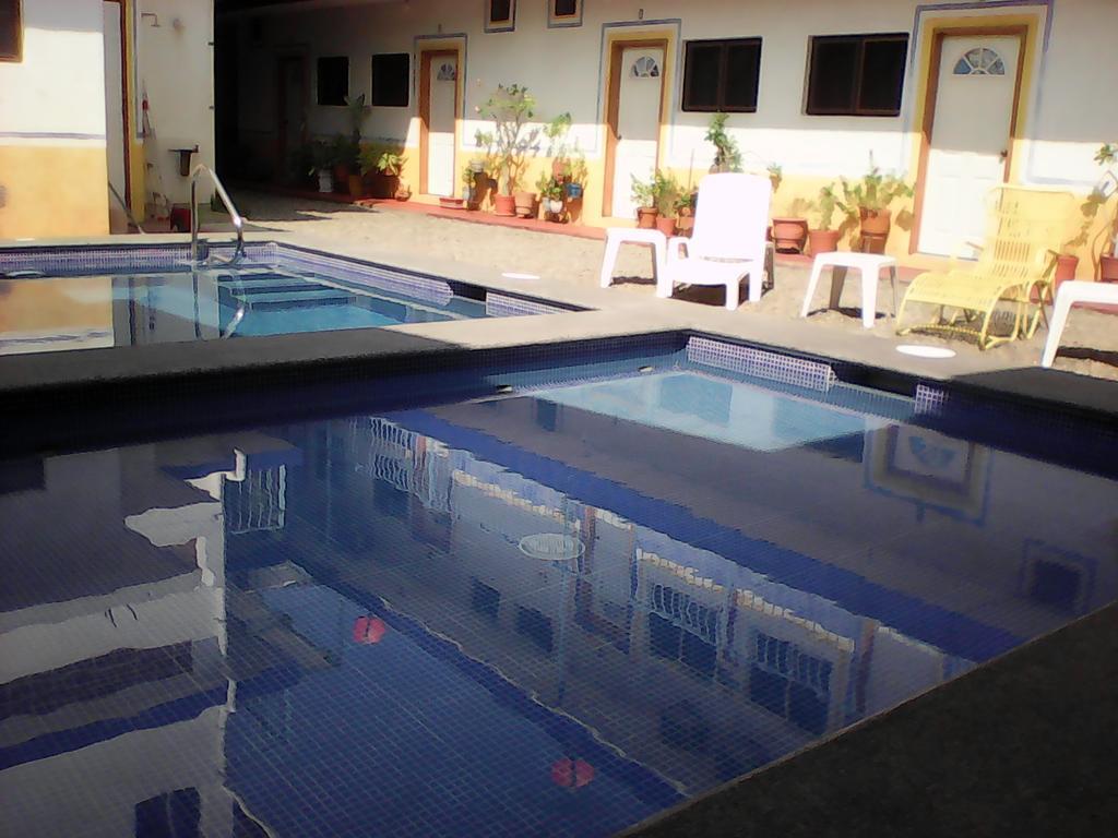 Hotel Sarabi Barra de Navidad Eksteriør bilde