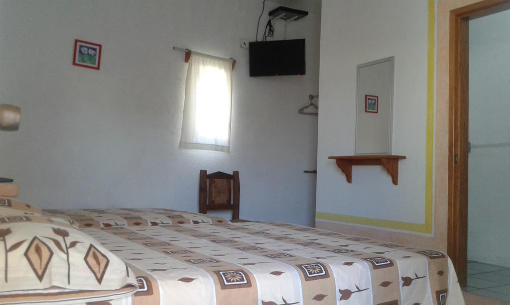Hotel Sarabi Barra de Navidad Eksteriør bilde