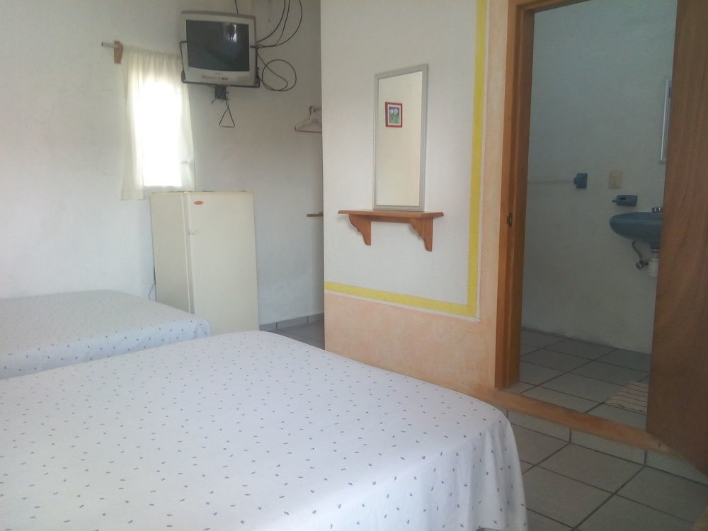 Hotel Sarabi Barra de Navidad Eksteriør bilde