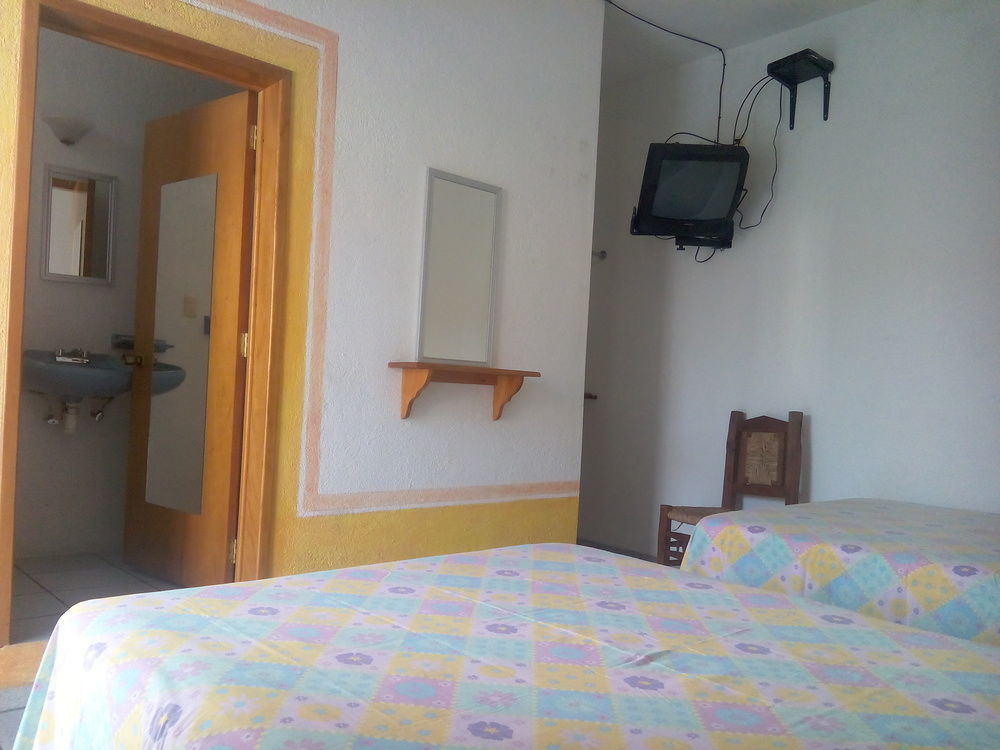 Hotel Sarabi Barra de Navidad Eksteriør bilde