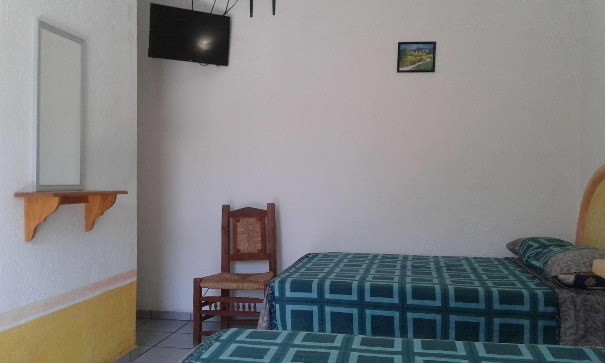 Hotel Sarabi Barra de Navidad Eksteriør bilde