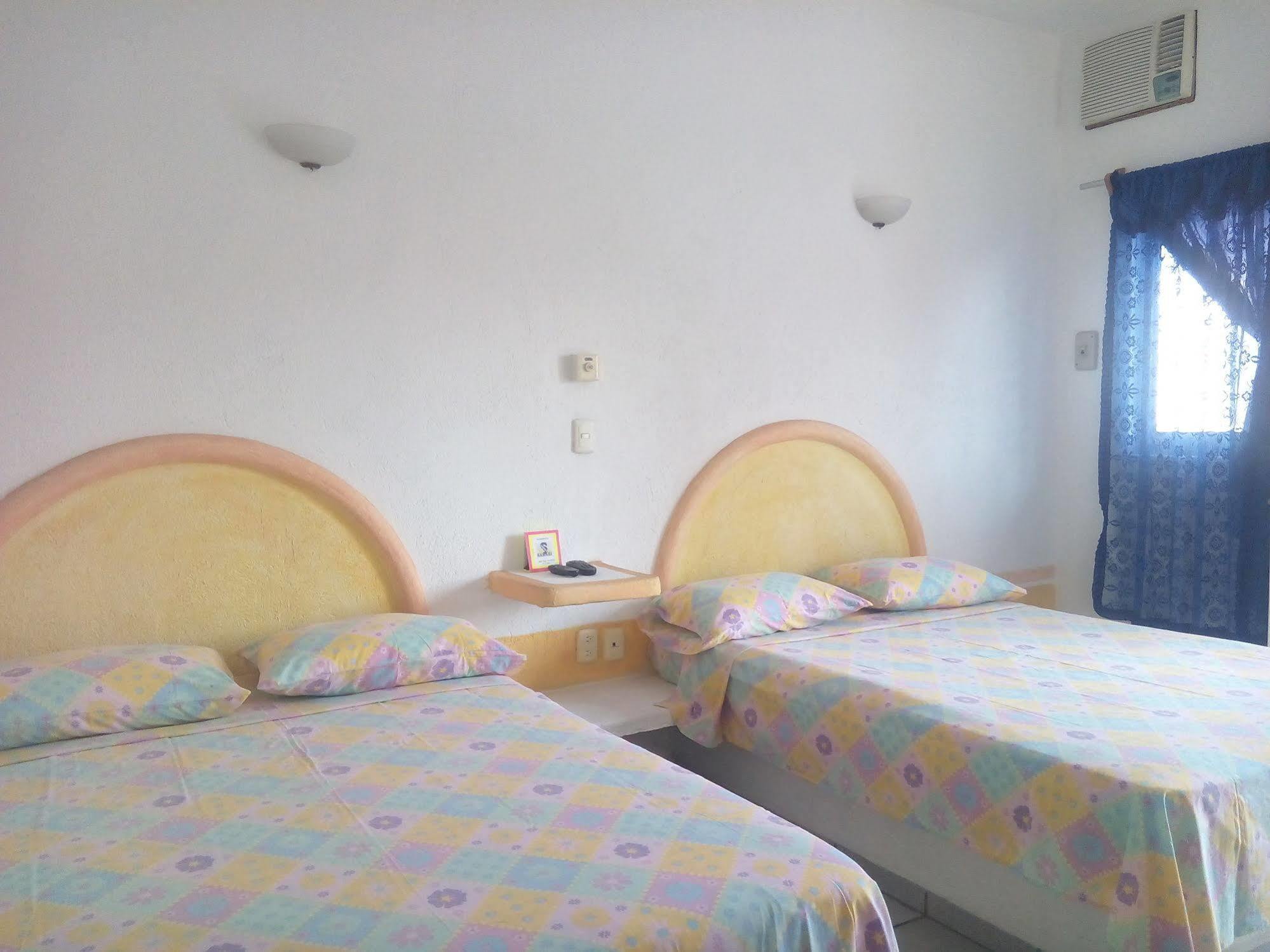 Hotel Sarabi Barra de Navidad Eksteriør bilde