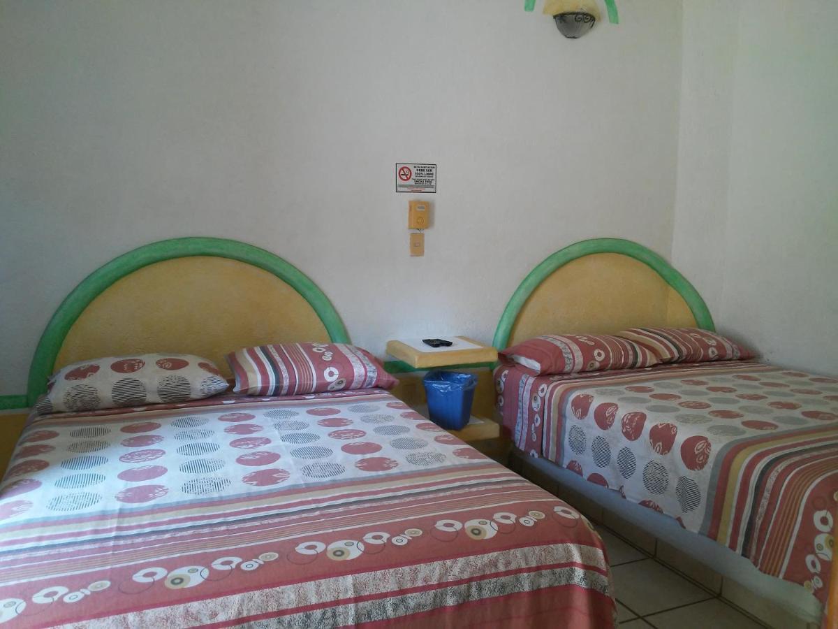 Hotel Sarabi Barra de Navidad Eksteriør bilde